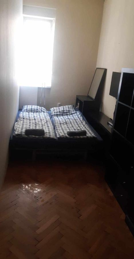 Pulse King Street Location Apartment Budapest